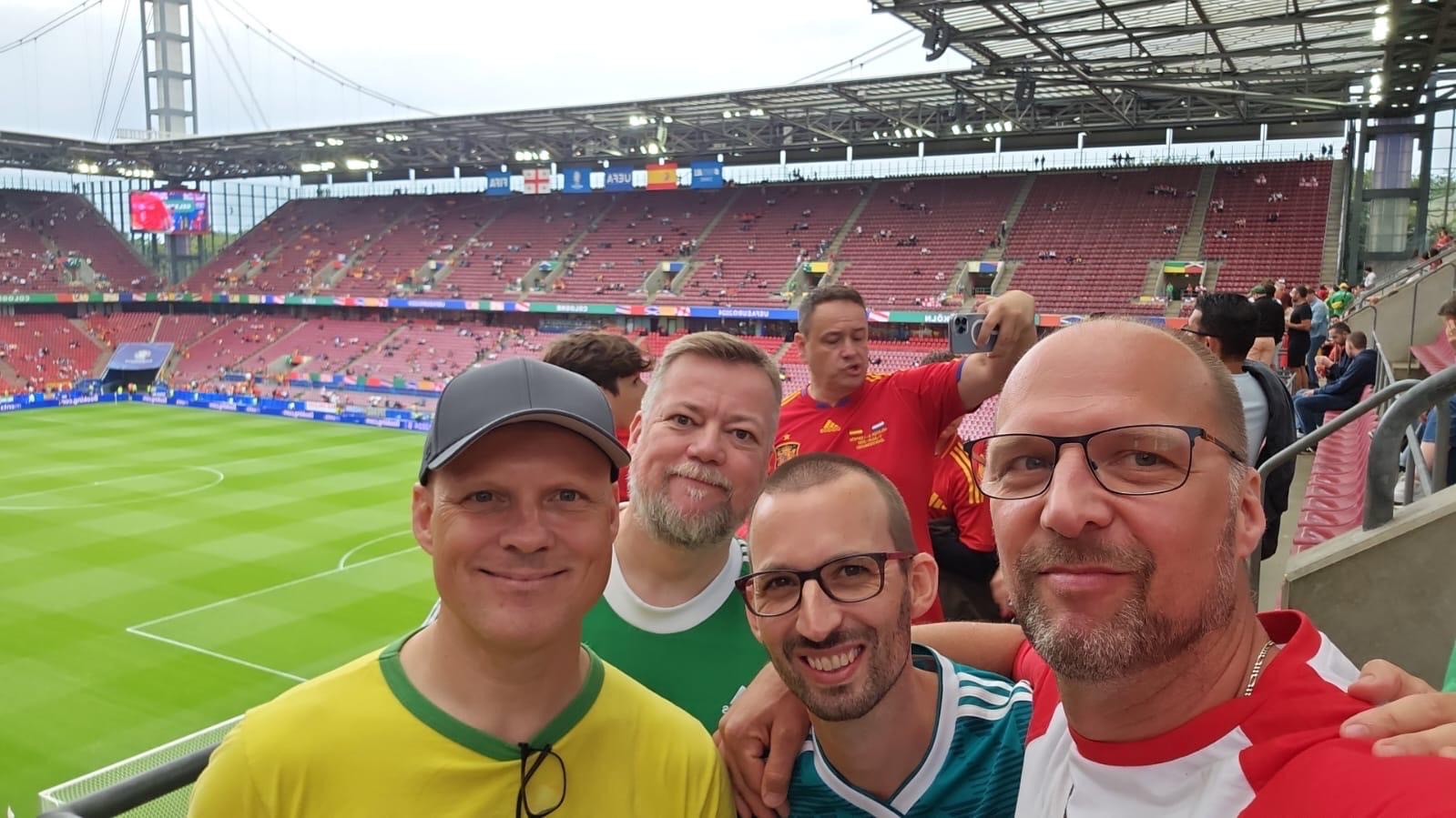 0ca74253-c028-4055-b72d-19f18af067ed